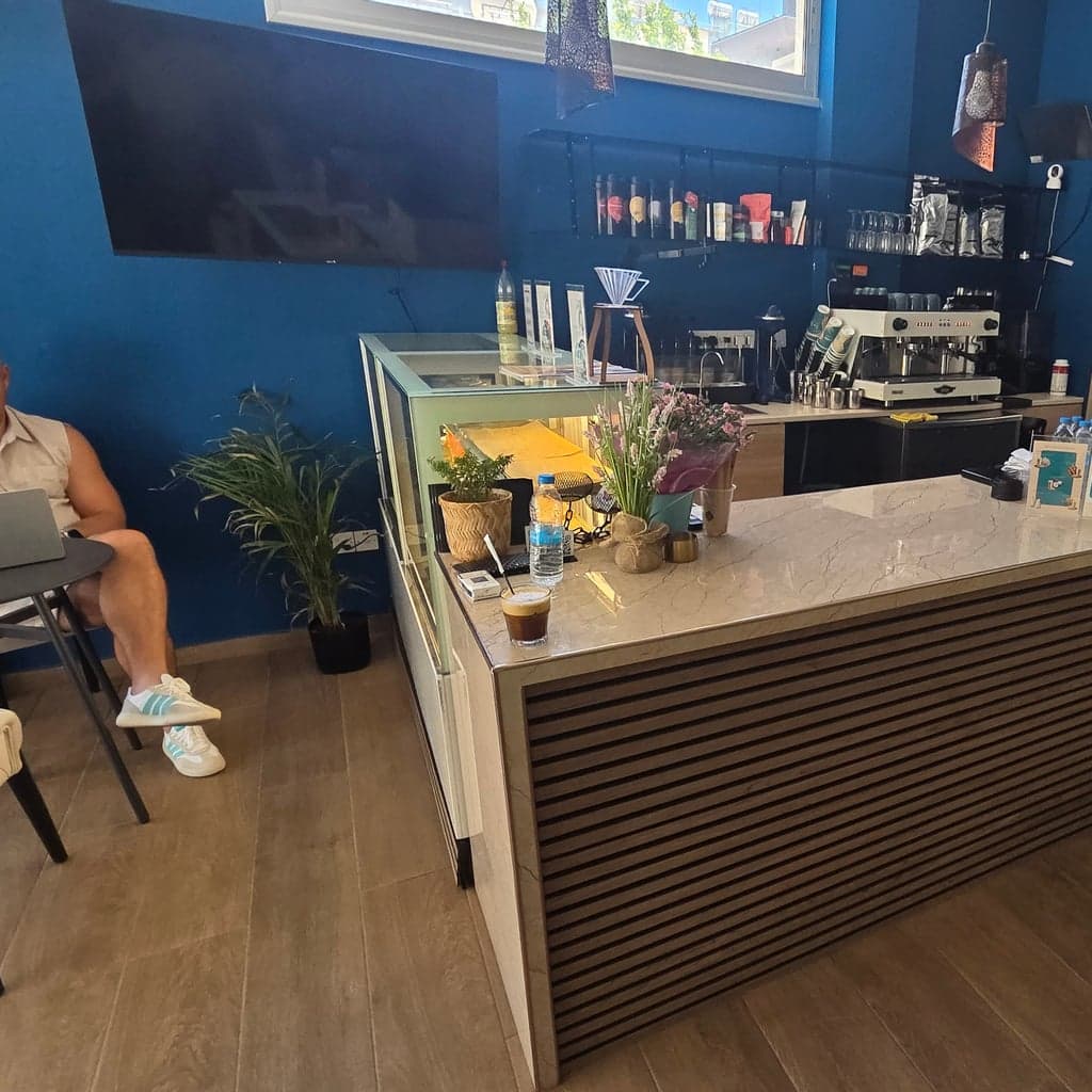 Neapolis counter from the customer side